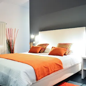 Hotel de apartamente Living, Bucureşti