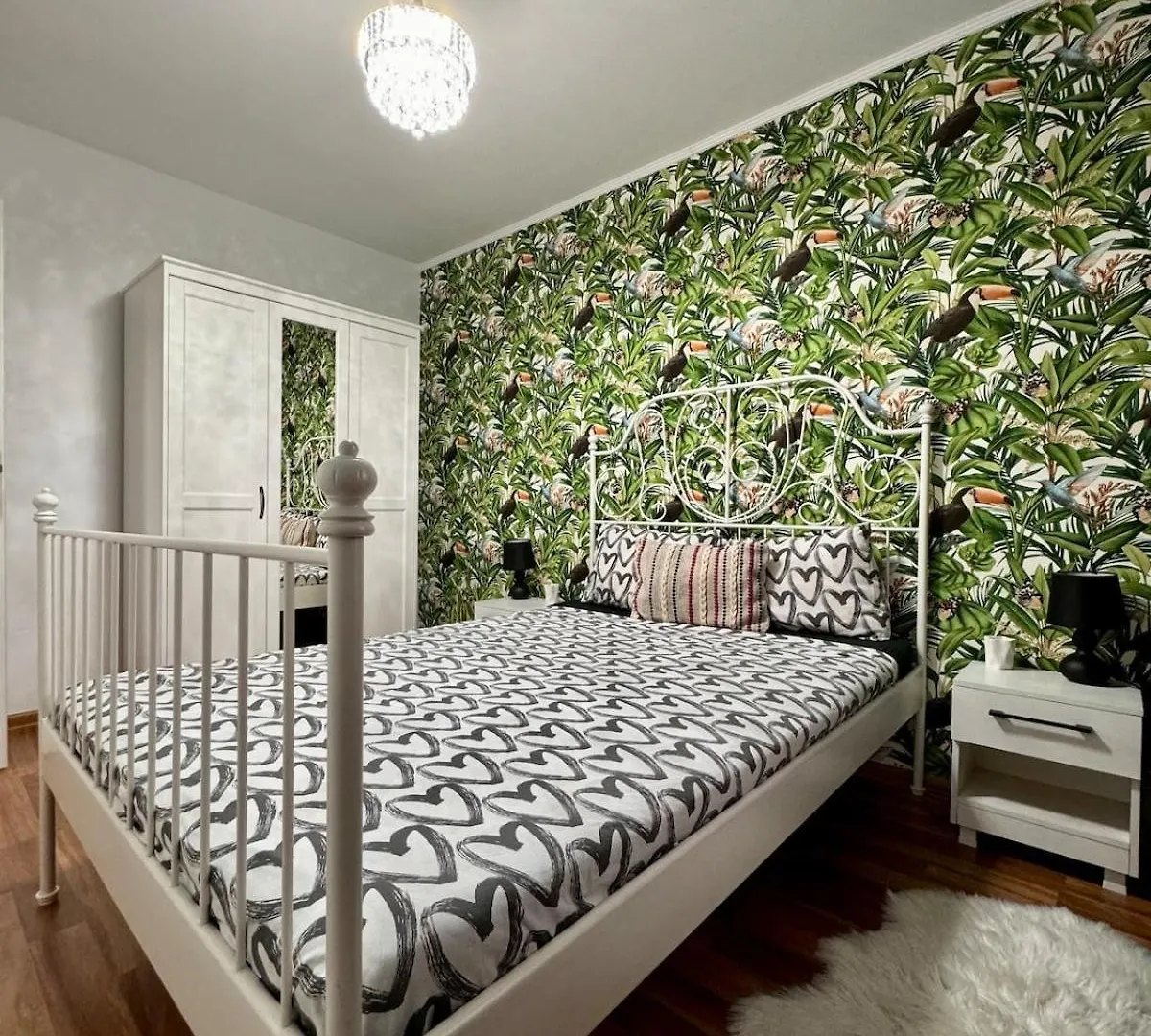 Jungle Home - Gara De Nord Bucarest